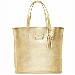 Michael Kors Glamorous golden tote